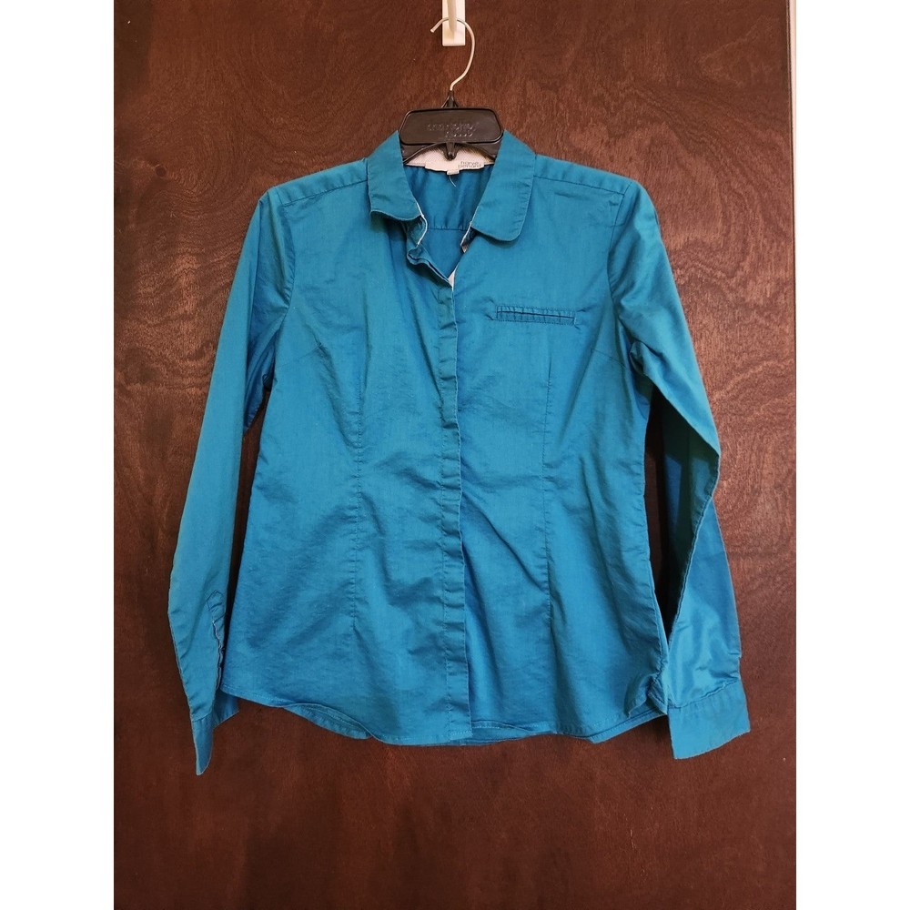 Women's Harve Benard fitted button up shirt medium
